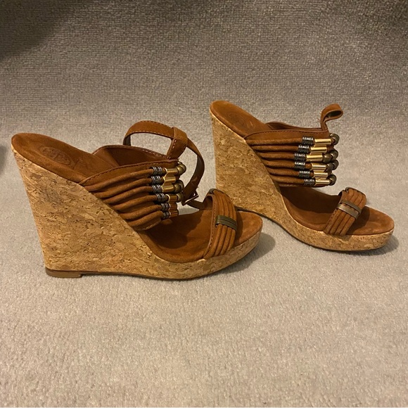 Tory Burch Wedge Heels Women’s 9M Brown Leather Cork Beaded *Missing Ankle Strap - Picture 2 of 12